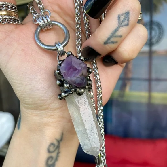 Natural raw purple amethyst & crystal quartz gemstone boho charm necklace - Picture 11 of 16